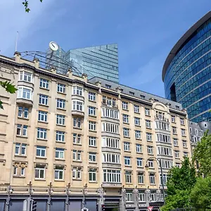 Hotell Doubletree By Hilton Brussels