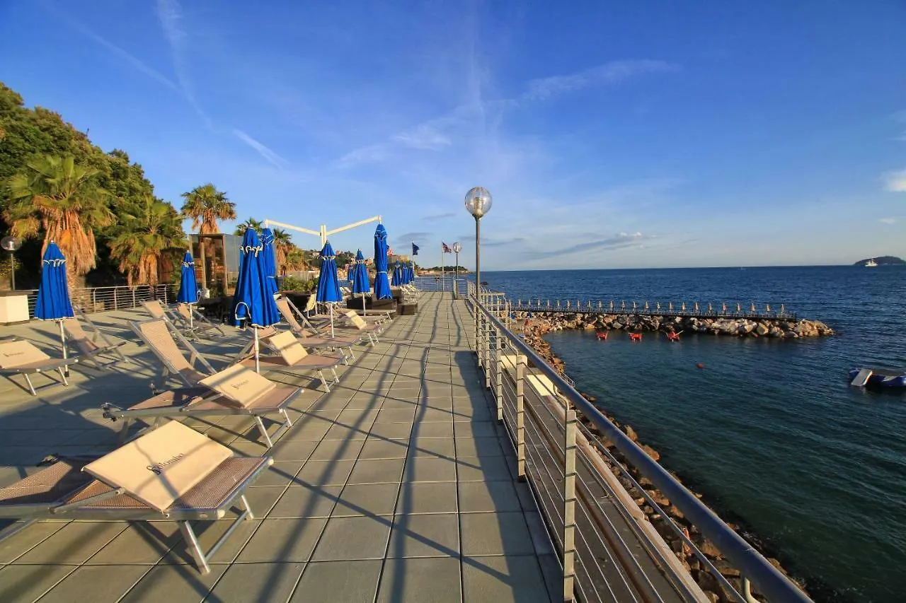 Hotel San Terenzo Lerici 4*,  Italie